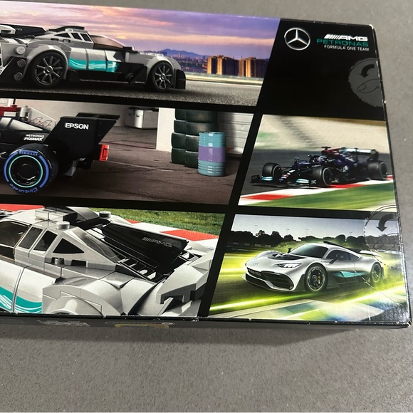 LEGO Speed Champions Mercedes F1 W12 & AMG Project One Set 76909, 564 PCS - Picture 8 of 9